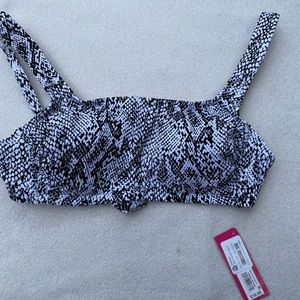 Brand new with tags snake print swim top from Xhilaration size D/DD
